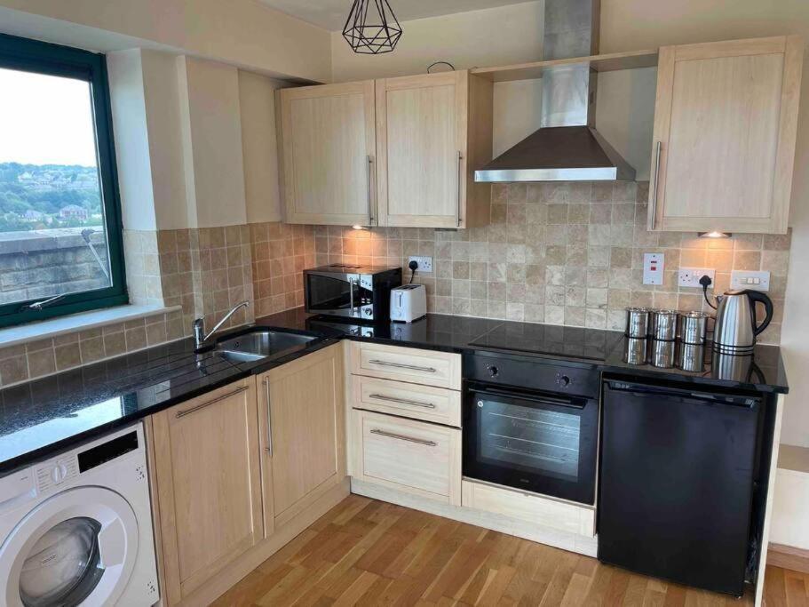 2 Bedrooms, 2 Bathrooms Stunning Penthouse City View Bradford  Ngoại thất bức ảnh